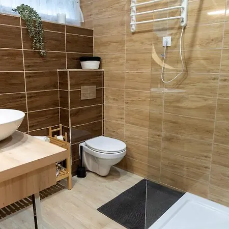 Mia Apartman