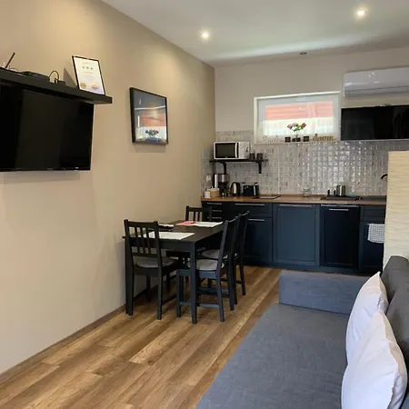 Apartman Mia *